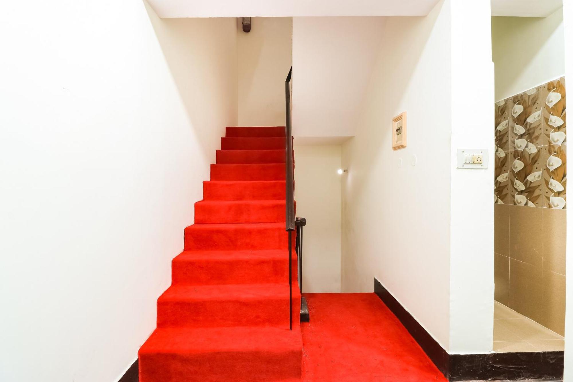 Oyo Hotel Pacifica Near Phoenix United Lucknow Exterior foto