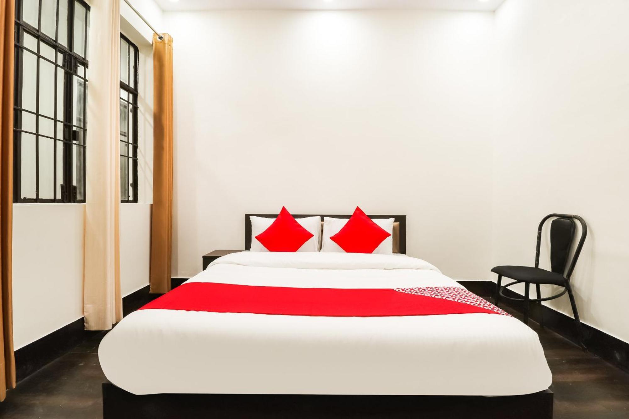 Oyo Hotel Pacifica Near Phoenix United Lucknow Exterior foto