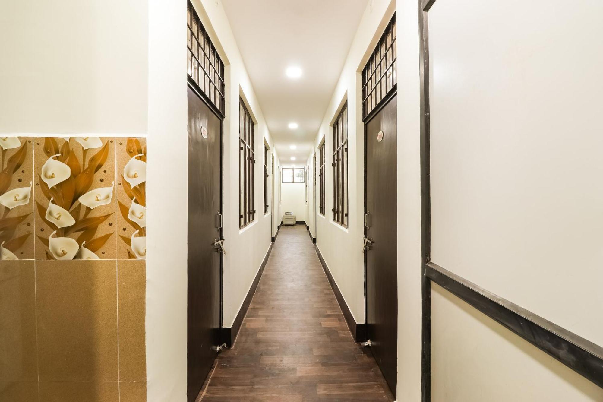 Oyo Hotel Pacifica Near Phoenix United Lucknow Exterior foto
