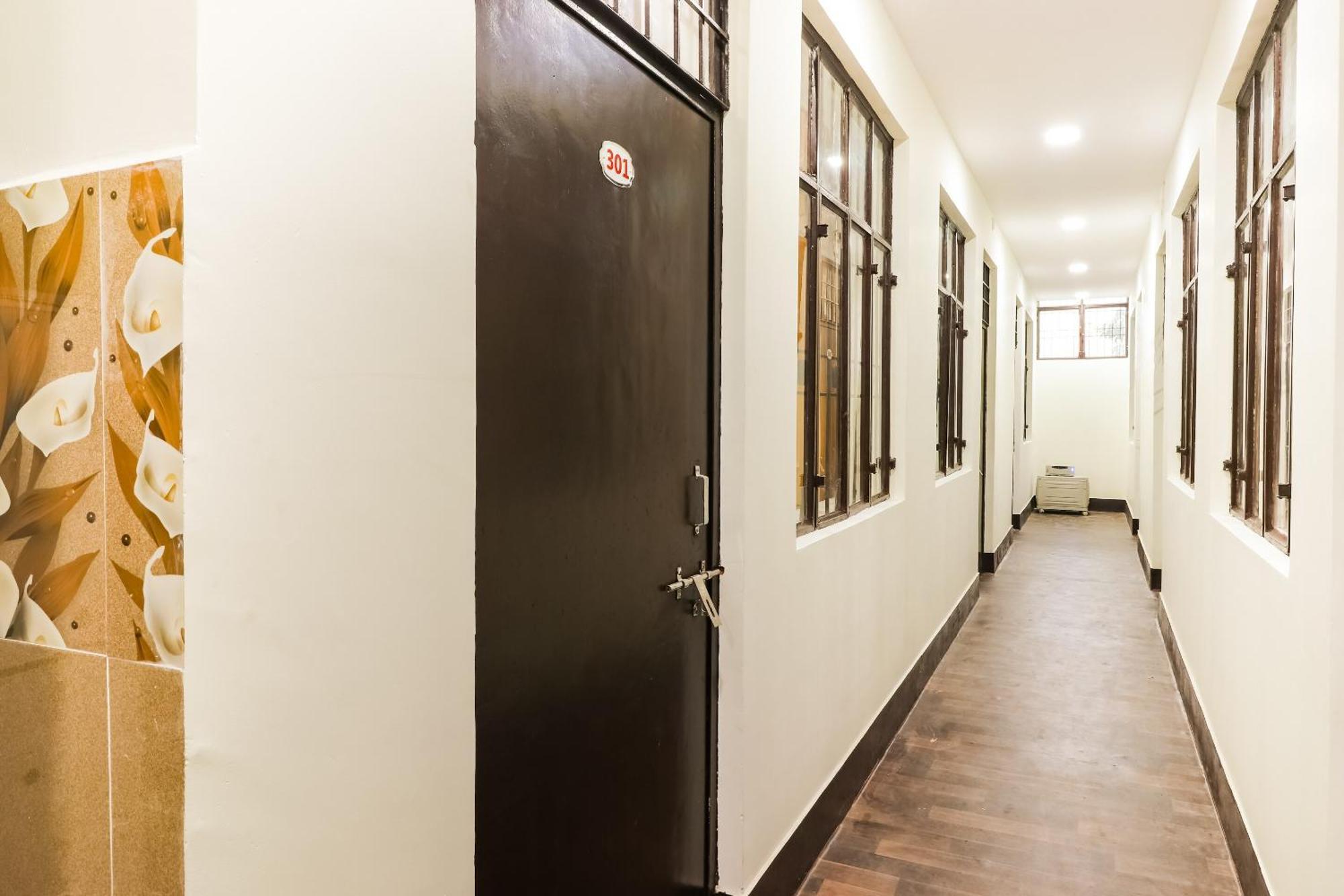 Oyo Hotel Pacifica Near Phoenix United Lucknow Exterior foto